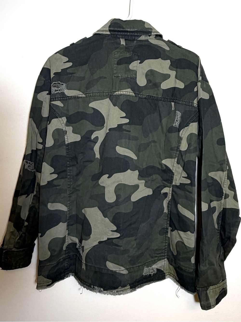 Hollister Women's Camouflage Utility Jacket with Fun Patches Size M - Picture 2 of 6